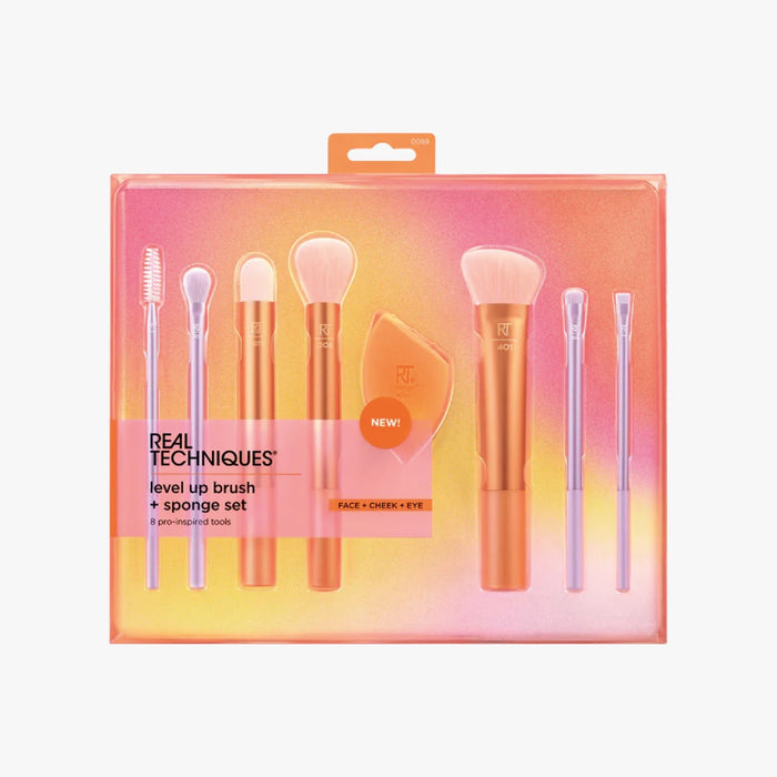 REAL TECHNIQUES LEVEL UP BRUSH PLUS SPONGE SET ( FACE+CHEEK+EYE)