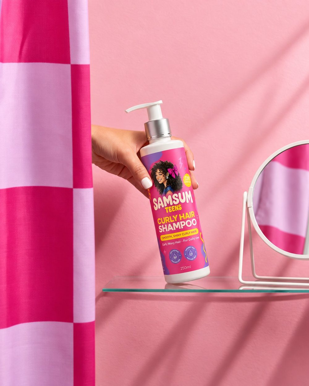 SAMSUM TEENS Curly Hair Shampoo 250 ml · Smooth, shiny curly hair